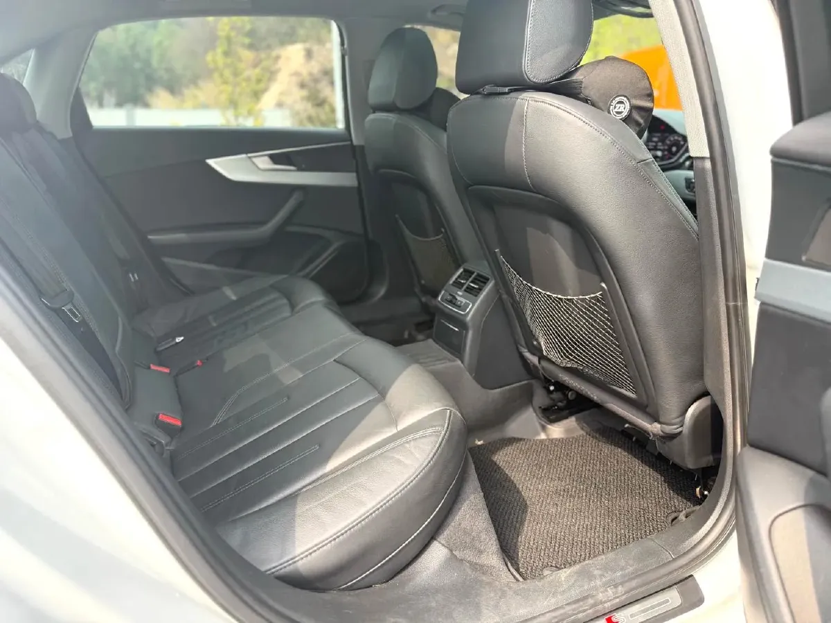 2019 Lexus UX 2.0L 146HP L4 E-CVT Hybrid,autocango,china used car exporter,china ev exporter,chinese used car exporter,chinese used ev exporter