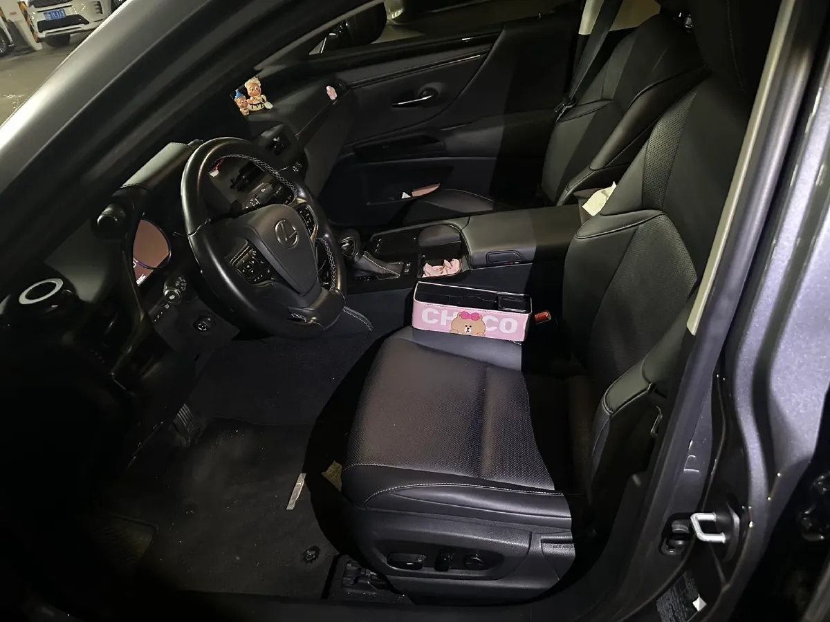 2020 Lexus ES 2.5L 178HP L4 E-CVT Hybrid,autocango,china used car exporter,china ev exporter,chinese used car exporter,chinese used ev exporter