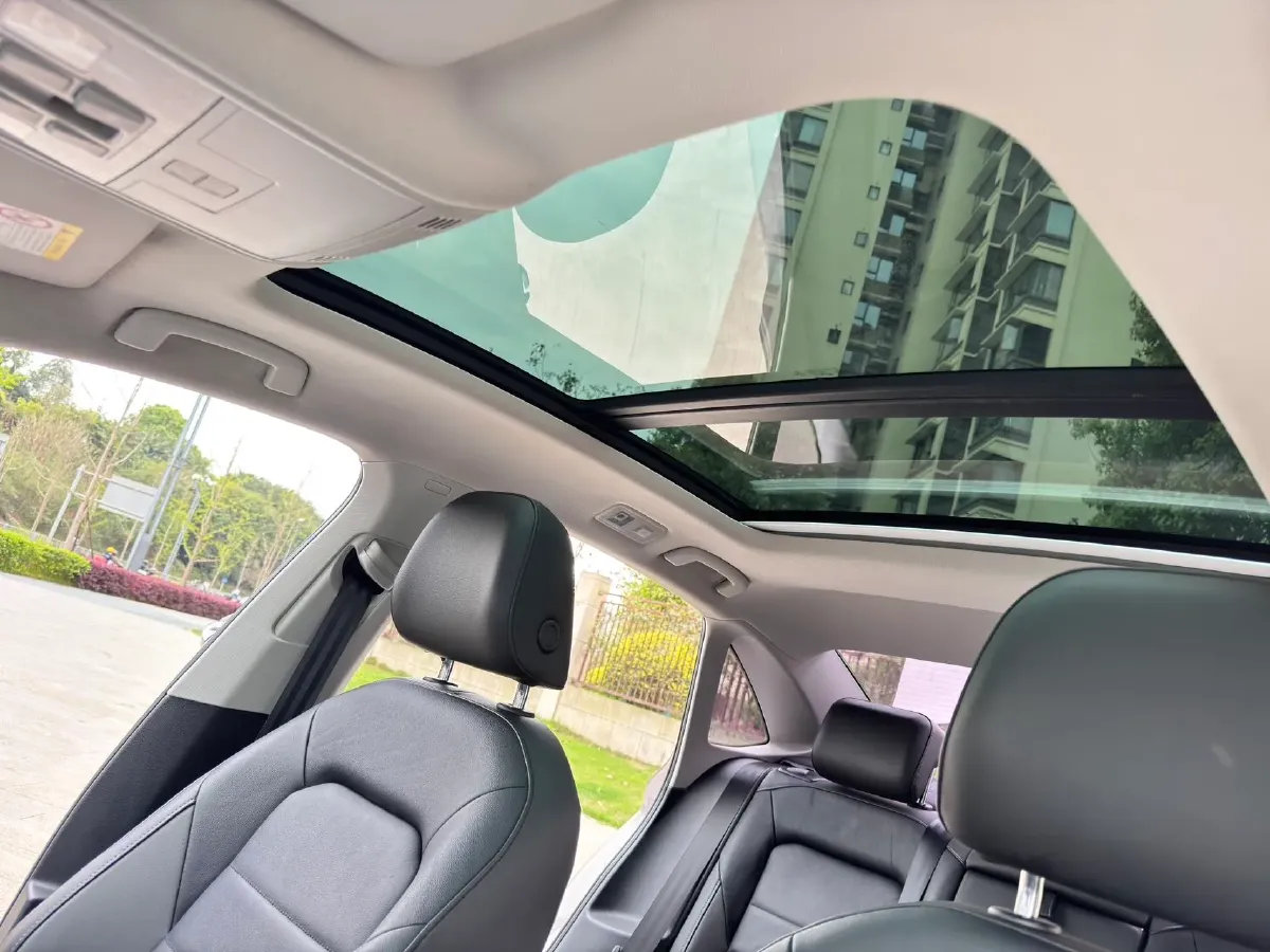 2019 Jeep Renegade 1.3T 173HP L4 7DCT,autocango,china used car exporter,china ev exporter,chinese used car exporter,chinese used ev exporter