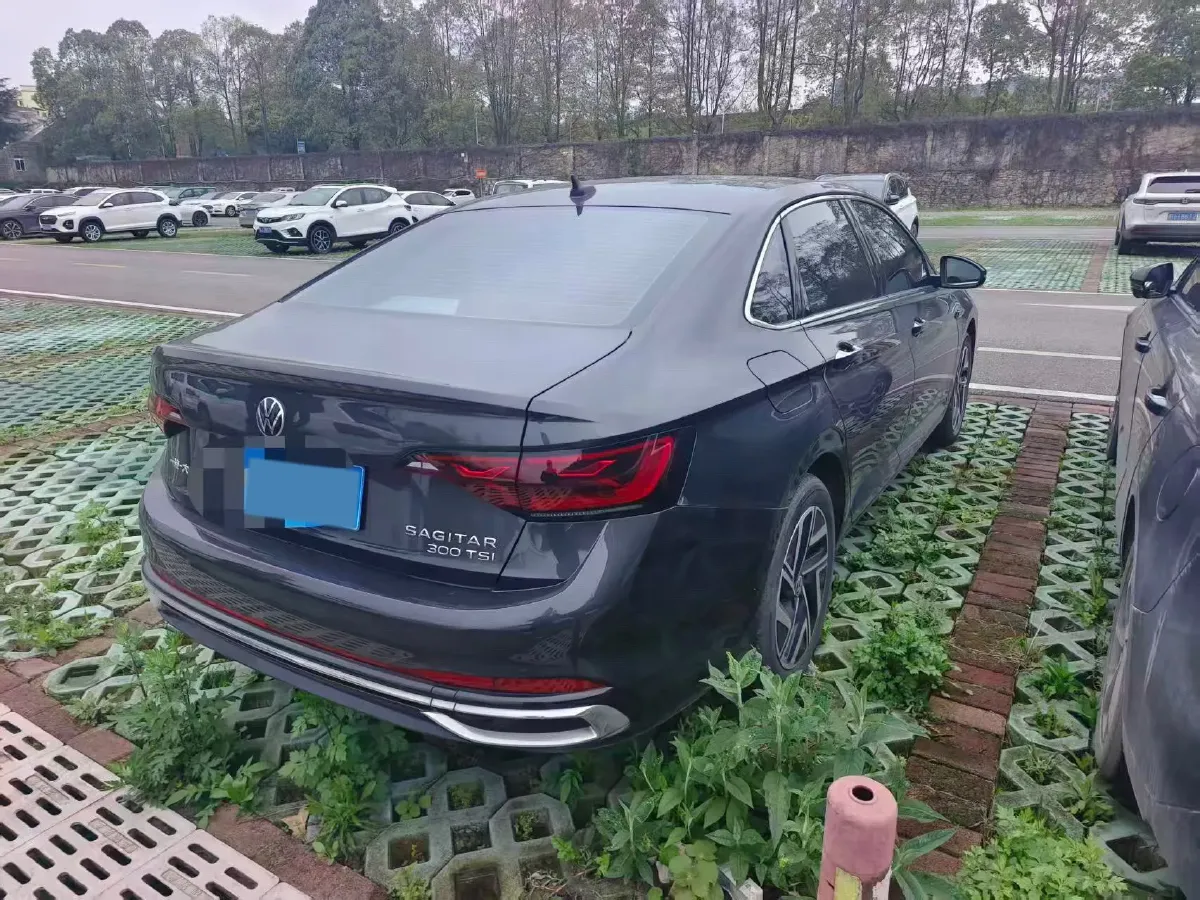 2023 Volkswagen Sagitar 1.5T 160HP L4 7DCT,autocango,china used car exporter,china ev exporter,chinese used car exporter,chinese used ev exporter