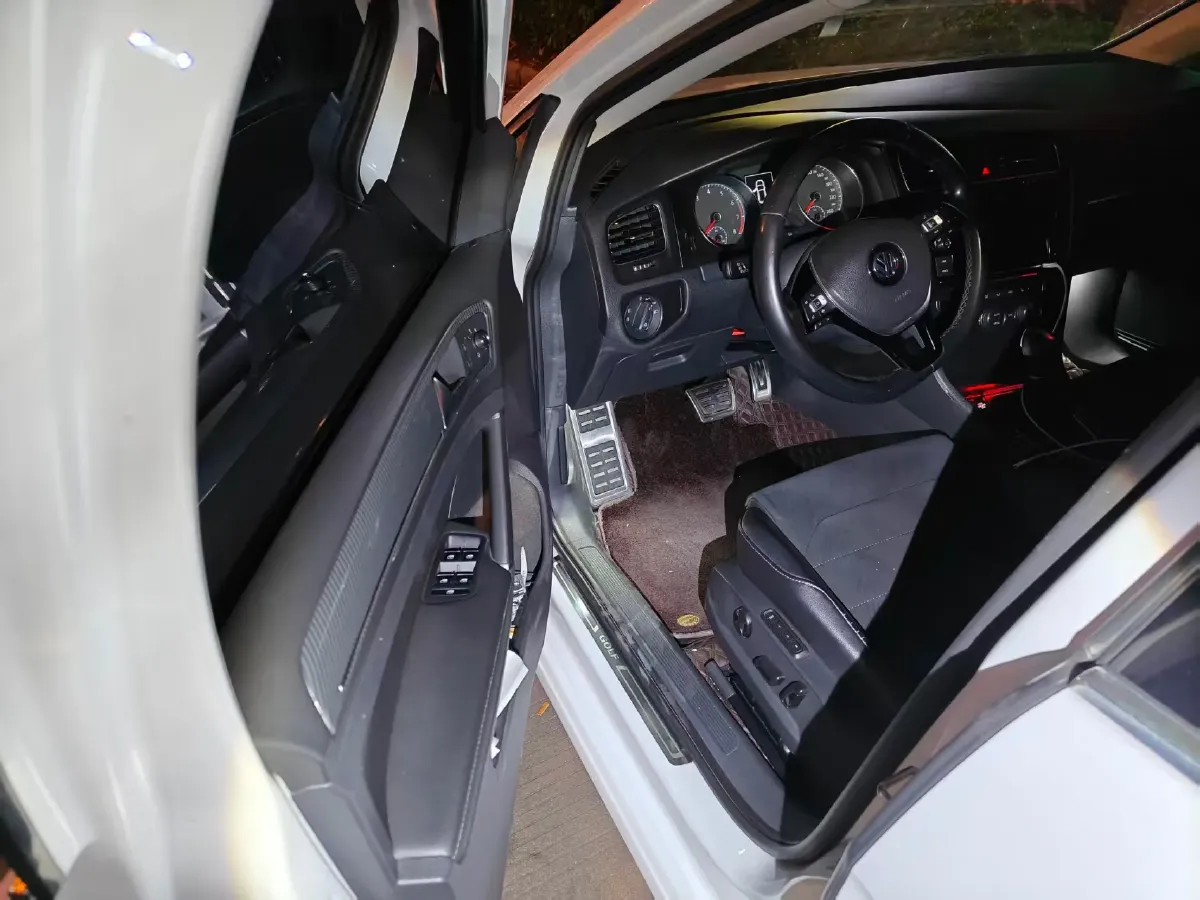 2019 Volkswagen Golf 1.4T 150HP L4 7DCT,autocango,china used car exporter,china ev exporter,chinese used car exporter,chinese used ev exporter