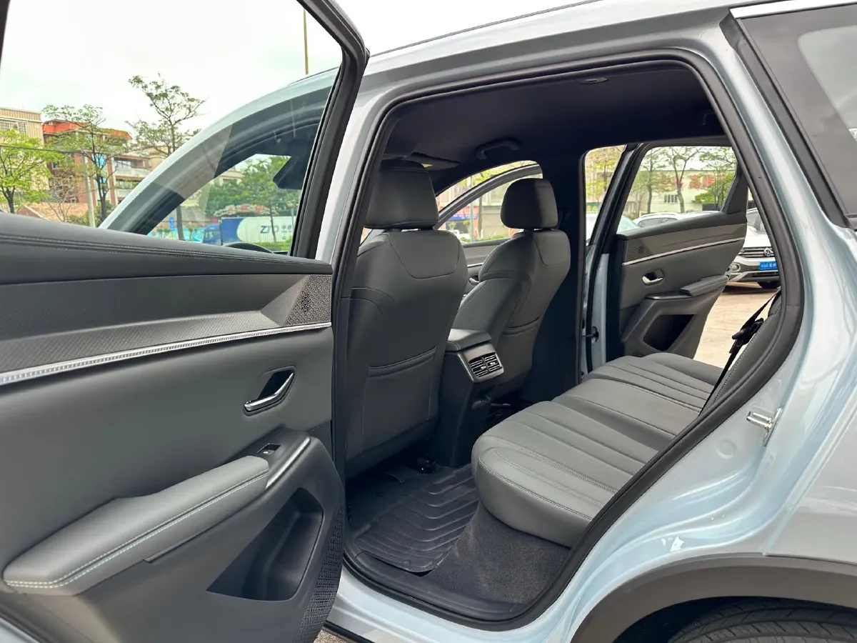 2026 BYD Song Pro 1.5L 101HP L4 E-CVT PHEV,autocango,china used car exporter,china ev exporter,chinese used car exporter,chinese used ev exporter