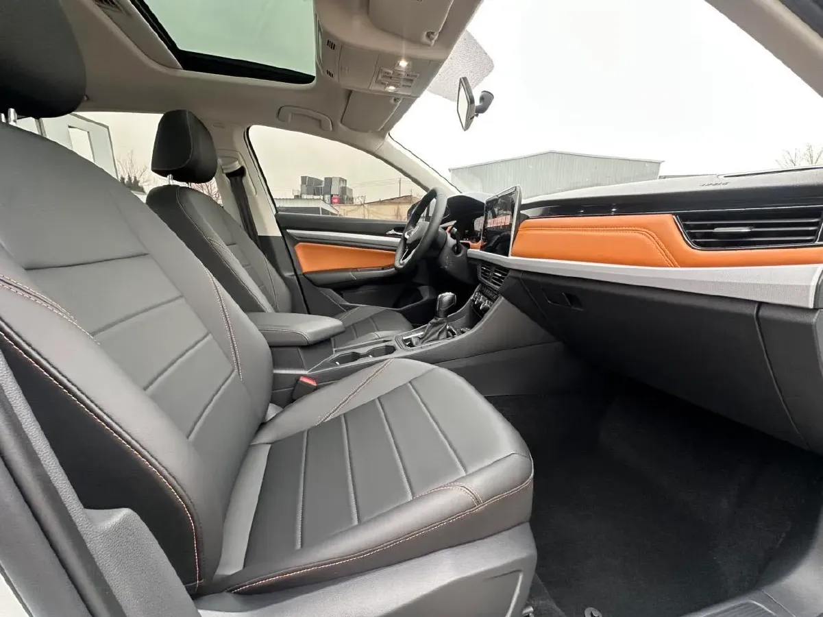 2025 Volkswagen Bora 1.2T 116HP L4 7DCT,autocango,china used car exporter,china ev exporter,chinese used car exporter,chinese used ev exporter