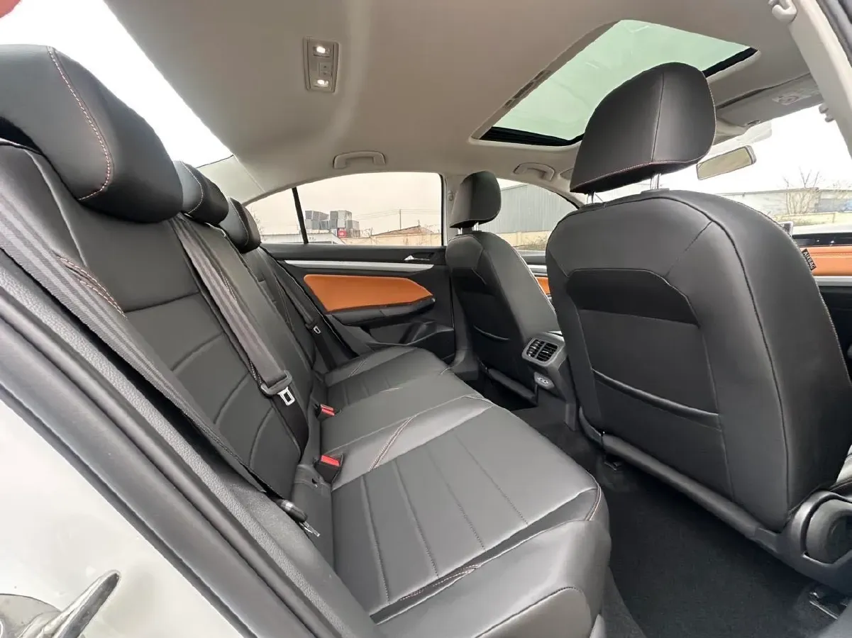 2025 Volkswagen Bora 1.2T 116HP L4 7DCT,autocango,china used car exporter,china ev exporter,chinese used car exporter,chinese used ev exporter