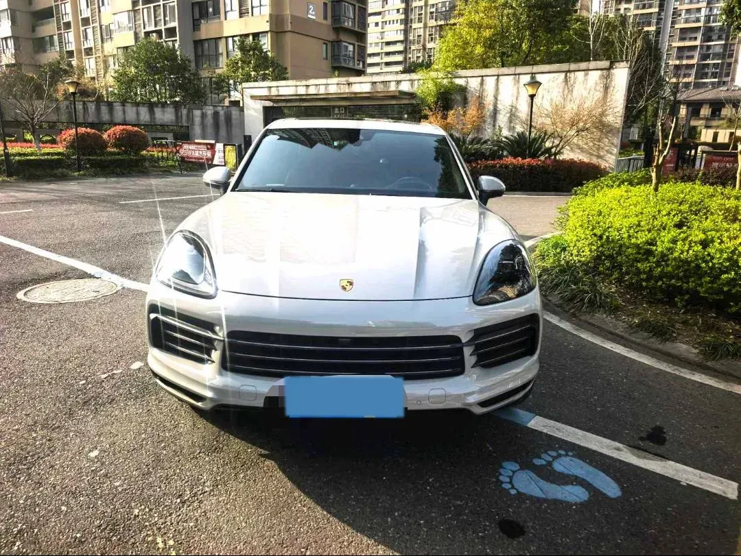 2022 Porsche Cayenne 3.0T 340HP V6 8AT,autocango,china used car exporter,china ev exporter,chinese used car exporter,chinese used ev exporter