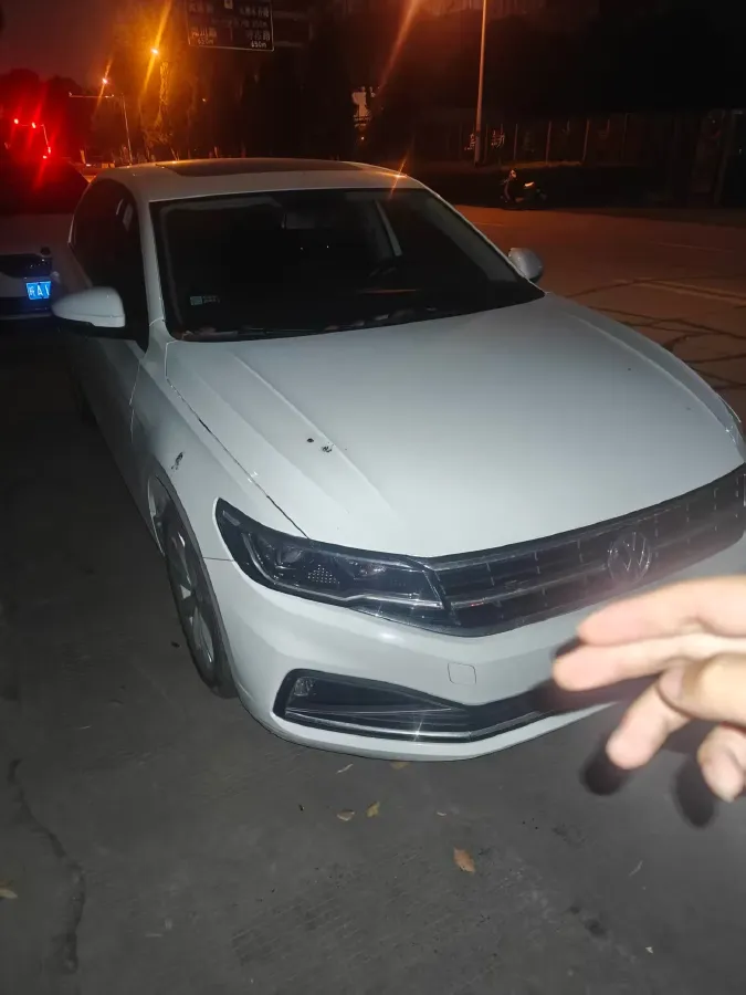 2021 Volkswagen Bora 1.5L 113HP L4 6AT,autocango,china used car exporter,china ev exporter,chinese used car exporter,chinese used ev exporter