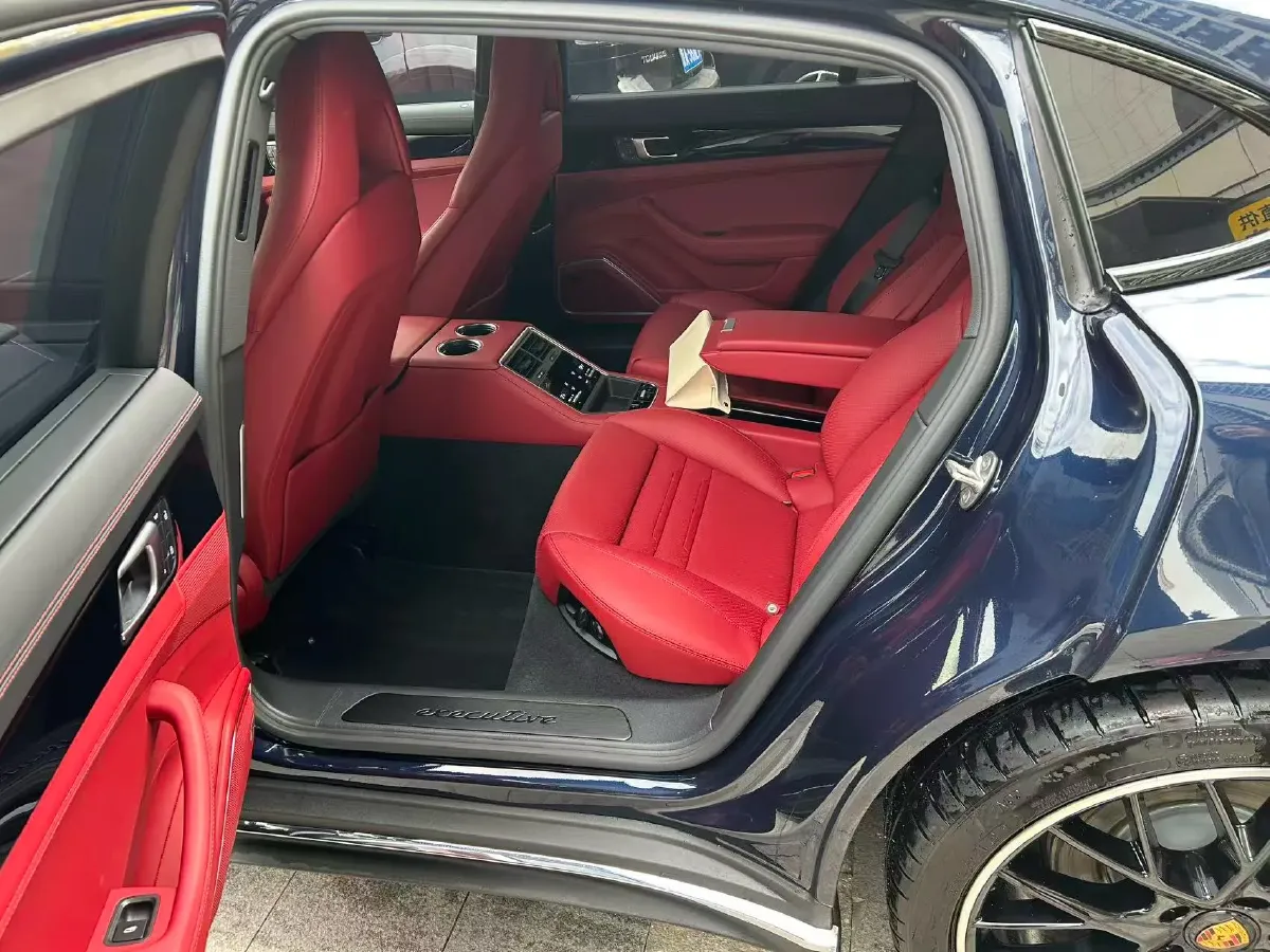 2023 Porsche Panamera 2.9T 330HP V6 8DCT,autocango,china used car exporter,china ev exporter,chinese used car exporter,chinese used ev exporter