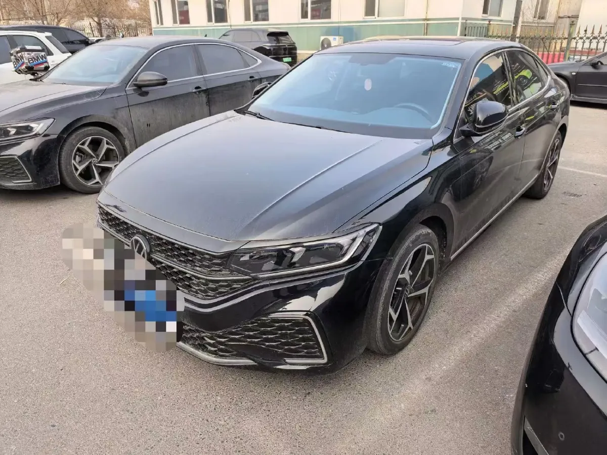 2024 Volkswagen Passat 2.0T 186HP L4 7DCT,autocango,china used car exporter,china ev exporter,chinese used car exporter,chinese used ev exporter