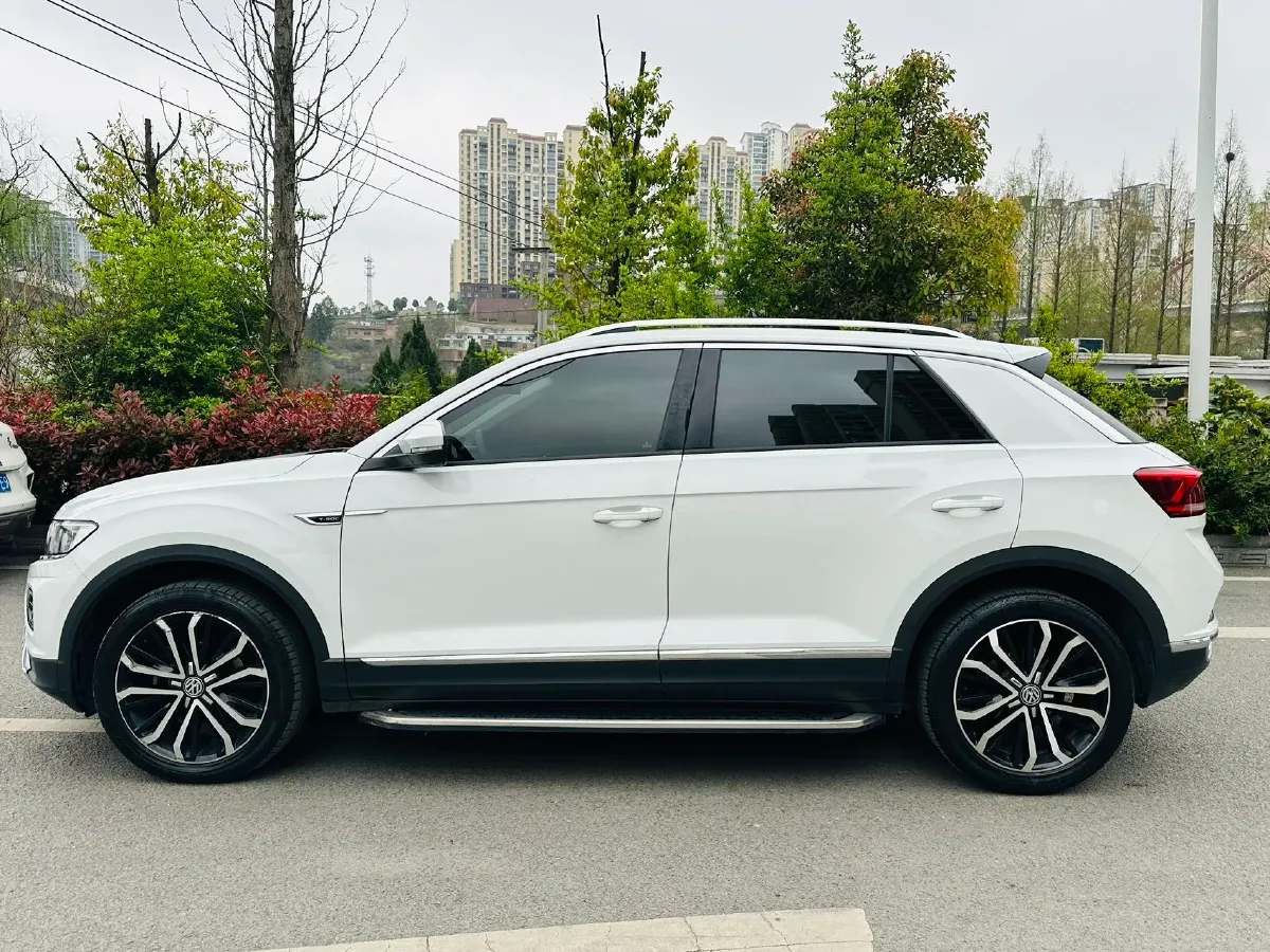 2020 Volkswagen T-Roc 1.4T 150HP L4 7DCT,autocango,china used car exporter,china ev exporter,chinese used car exporter,chinese used ev exporter