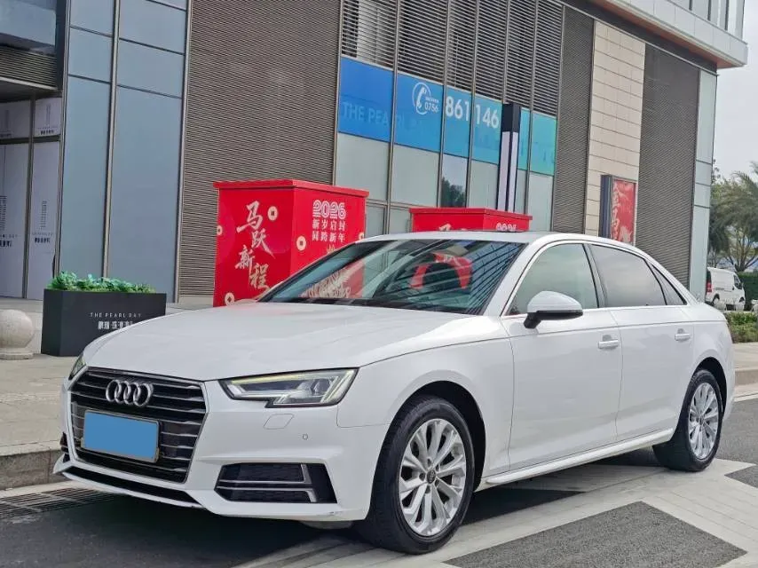 2019 Audi A4L 2.0T 190HP L4 7DCT,autocango,china used car exporter,china ev exporter,chinese used car exporter,chinese used ev exporter