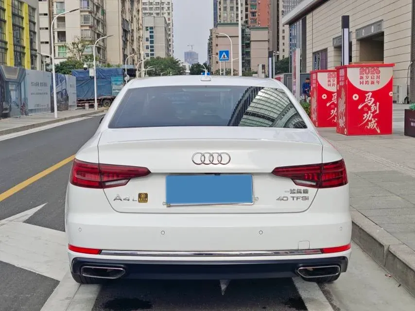 2019 Audi A4L 2.0T 190HP L4 7DCT,autocango,china used car exporter,china ev exporter,chinese used car exporter,chinese used ev exporter