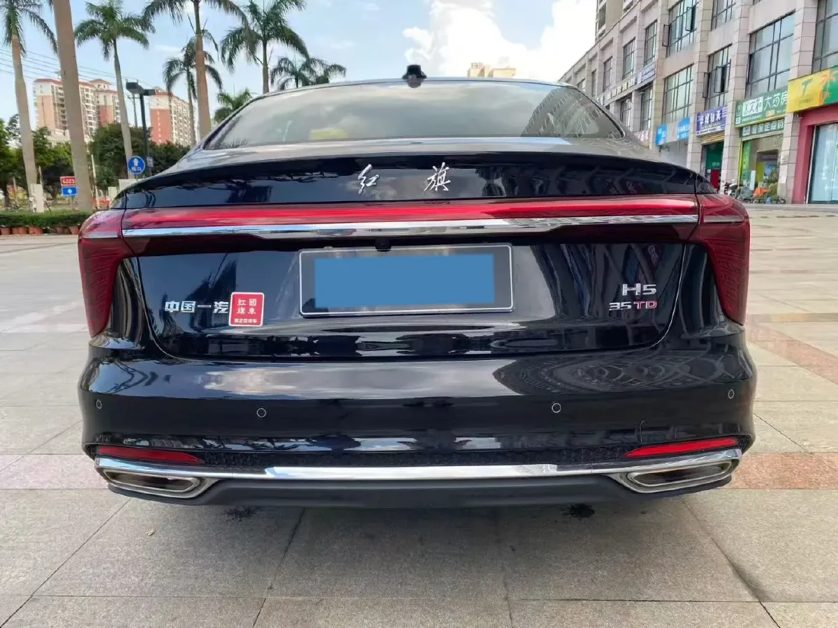 2025 HongQi H5 2.0T 224HP L4 8AT,autocango,china used car exporter,china ev exporter,chinese used car exporter,chinese used ev exporter