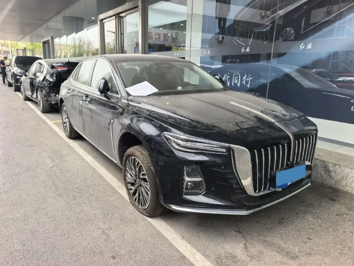 2025 HongQi H5 2.0T 224HP L4 8AT,autocango,china used car exporter,china ev exporter,chinese used car exporter,chinese used ev exporter
