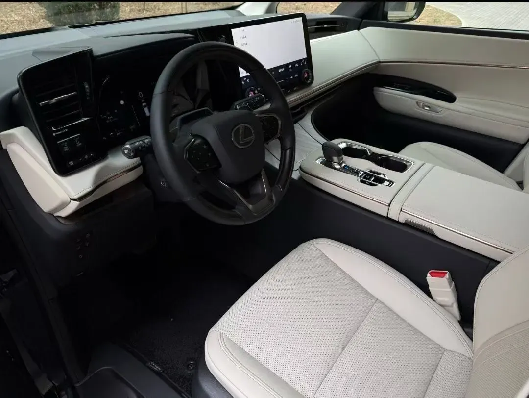 2023 Lexus LM 2.4T 271HP L4 6AT Hybrid,autocango,china used car exporter,china ev exporter,chinese used car exporter,chinese used ev exporter