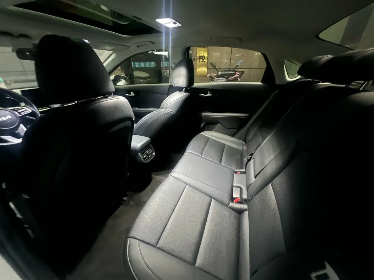 2021 Kia K3 1.5L 115HP L4 CVT,autocango,china used car exporter,china ev exporter,chinese used car exporter,chinese used ev exporter