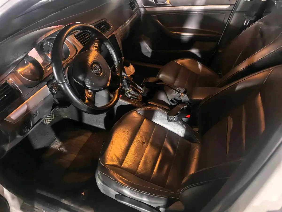 2017 Buick Excelle 1.5L 114HP L4 6AT,autocango,china used car exporter,china ev exporter,chinese used car exporter,chinese used ev exporter