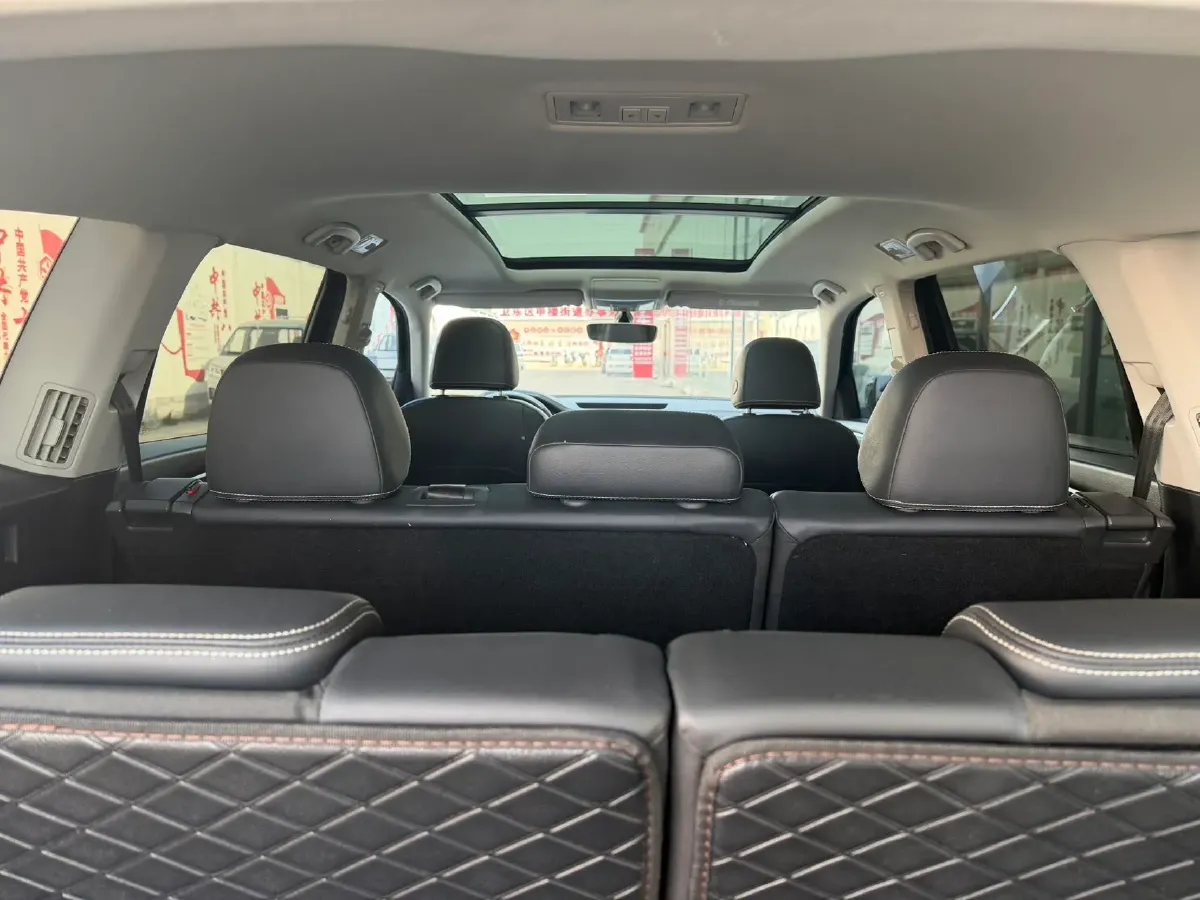 2024 GAC Trumpchi M8 2.0T 252HP L4 8AT,autocango,china used car exporter,china ev exporter,chinese used car exporter,chinese used ev exporter