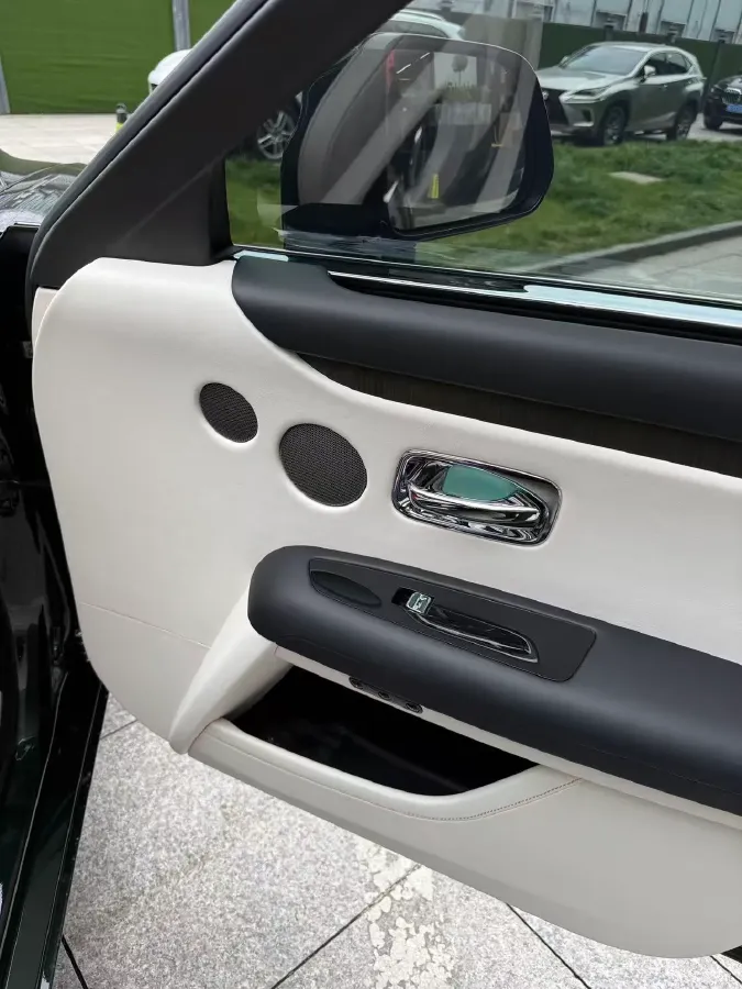 2021 Rolls-Royce Ghost 6.7T 571HP V12 8AT,autocango,china used car exporter,china ev exporter,chinese used car exporter,chinese used ev exporter