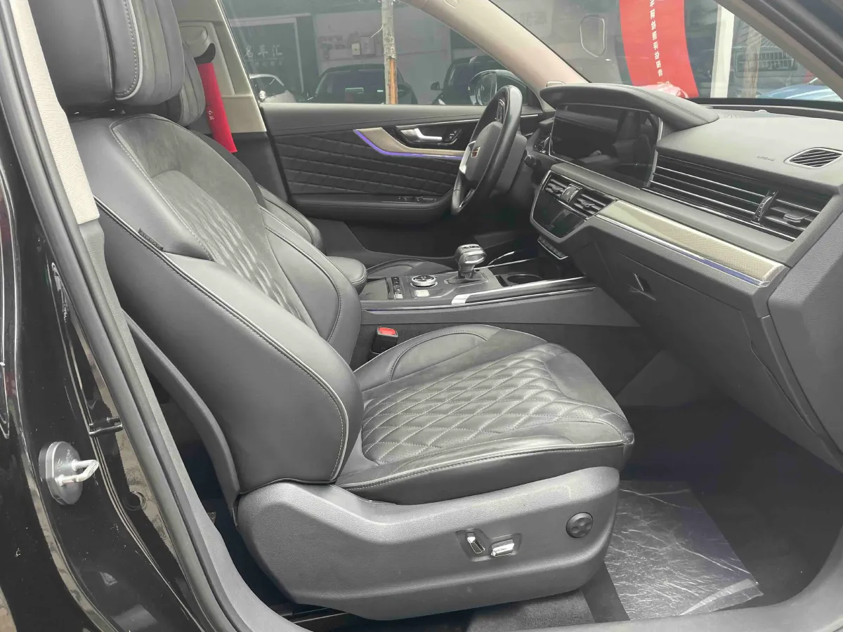 2019 HongQi HS5 2.0T 224HP L4 6AT,autocango,china used car exporter,china ev exporter,chinese used car exporter,chinese used ev exporter