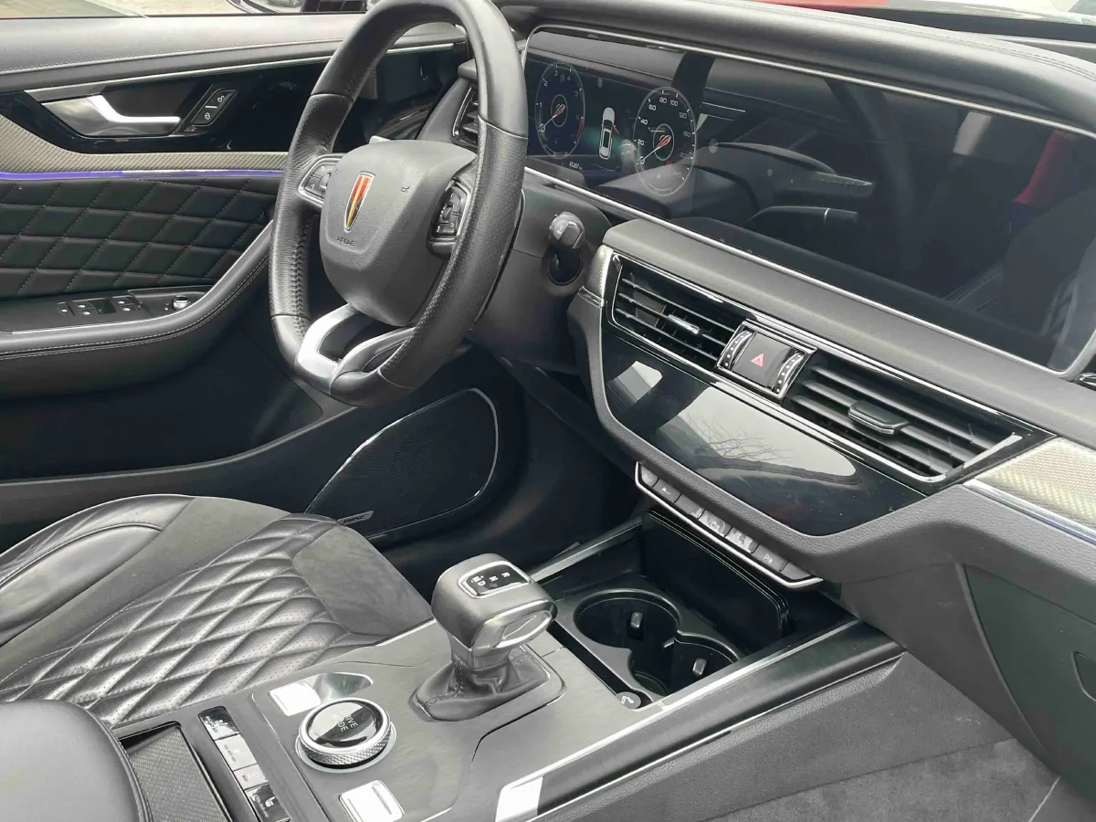 2019 HongQi HS5 2.0T 224HP L4 6AT,autocango,china used car exporter,china ev exporter,chinese used car exporter,chinese used ev exporter