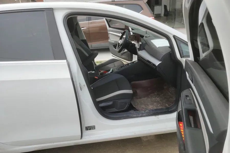 2021 Volkswagen Golf 1.4T 150HP L4 7DCT,autocango,china used car exporter,china ev exporter,chinese used car exporter,chinese used ev exporter