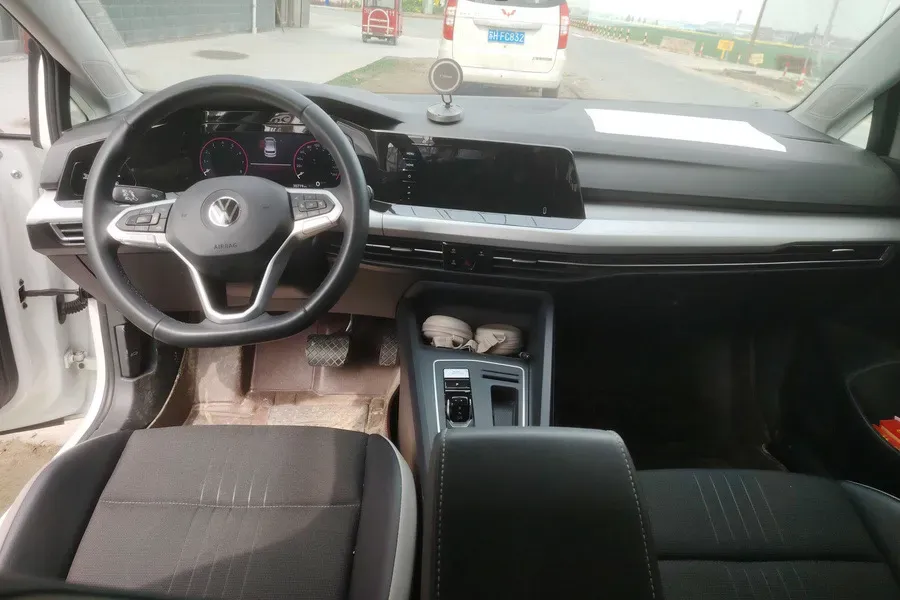 2021 Volkswagen Golf 1.4T 150HP L4 7DCT,autocango,china used car exporter,china ev exporter,chinese used car exporter,chinese used ev exporter