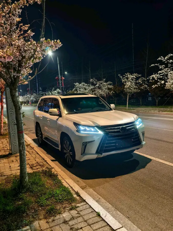 2019 Lexus LX 5.7L 367HP V8 8AT,autocango,china used car exporter,china ev exporter,chinese used car exporter,chinese used ev exporter