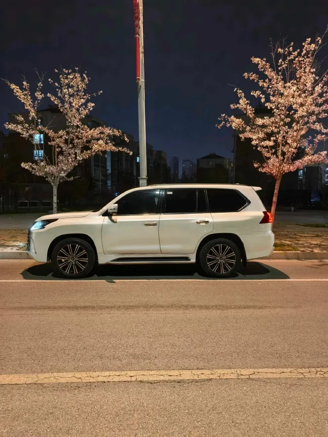 2019 Lexus LX 5.7L 367HP V8 8AT,autocango,china used car exporter,china ev exporter,chinese used car exporter,chinese used ev exporter