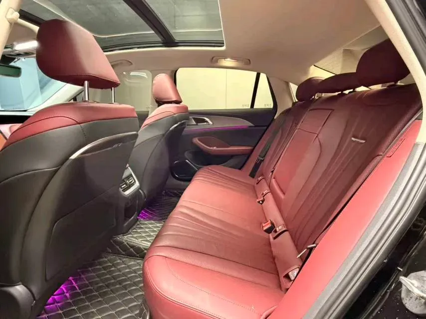 2022 HongQi H5 1.8T 197HP L4 6AT,autocango,china used car exporter,china ev exporter,chinese used car exporter,chinese used ev exporter