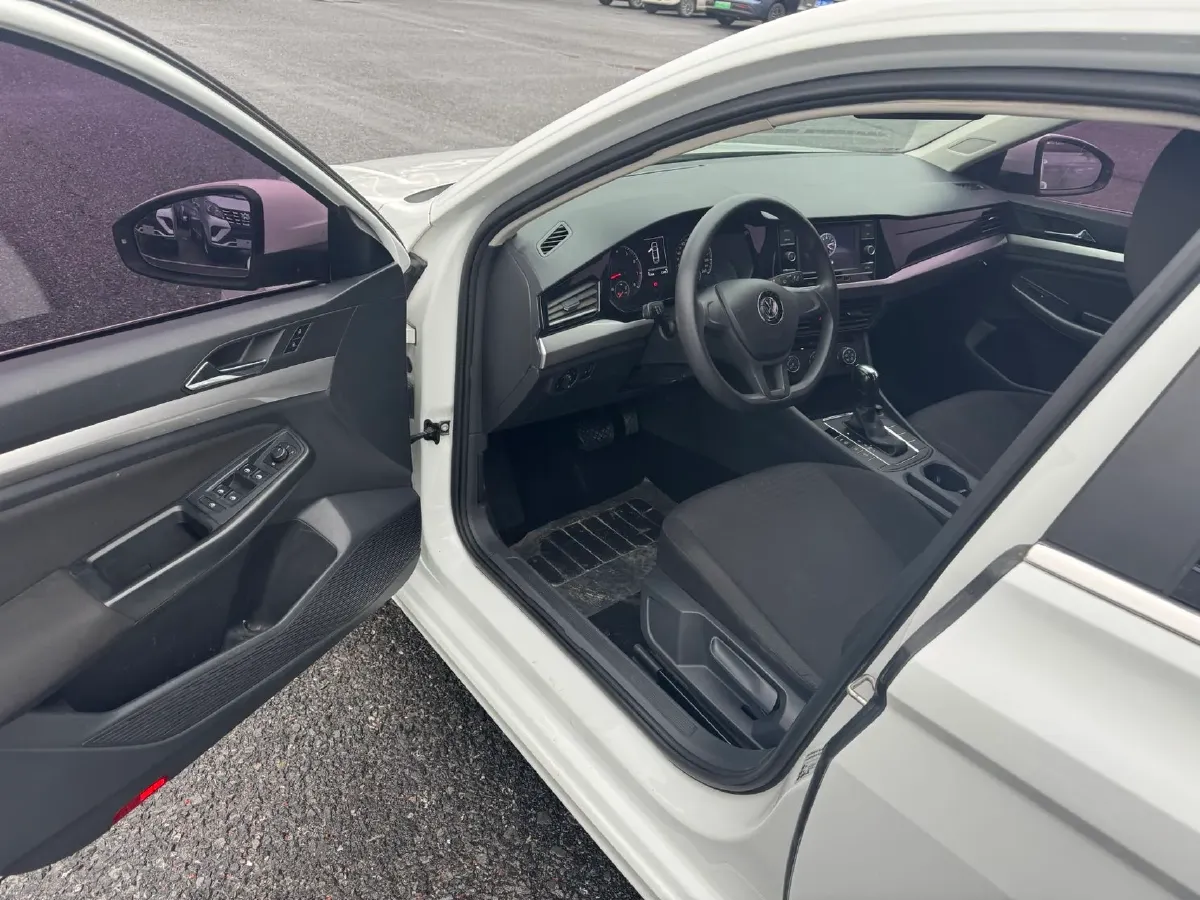 2020 Volkswagen Bora 1.5L 113HP L4 6AT,autocango,china used car exporter,china ev exporter,chinese used car exporter,chinese used ev exporter