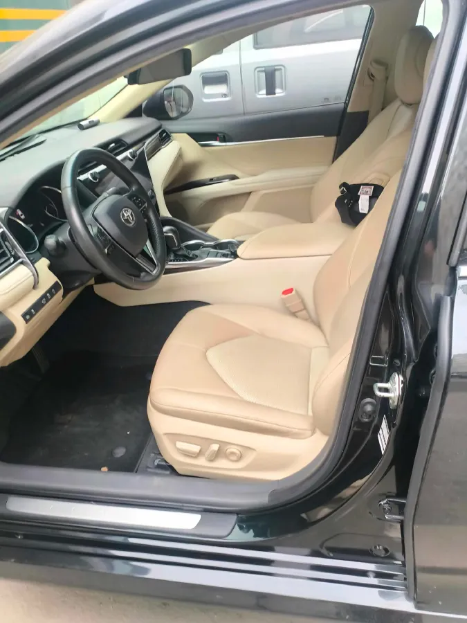 2019 Toyota Camry 2.0L 178HP L4 CVT,autocango,china used car exporter,china ev exporter,chinese used car exporter,chinese used ev exporter