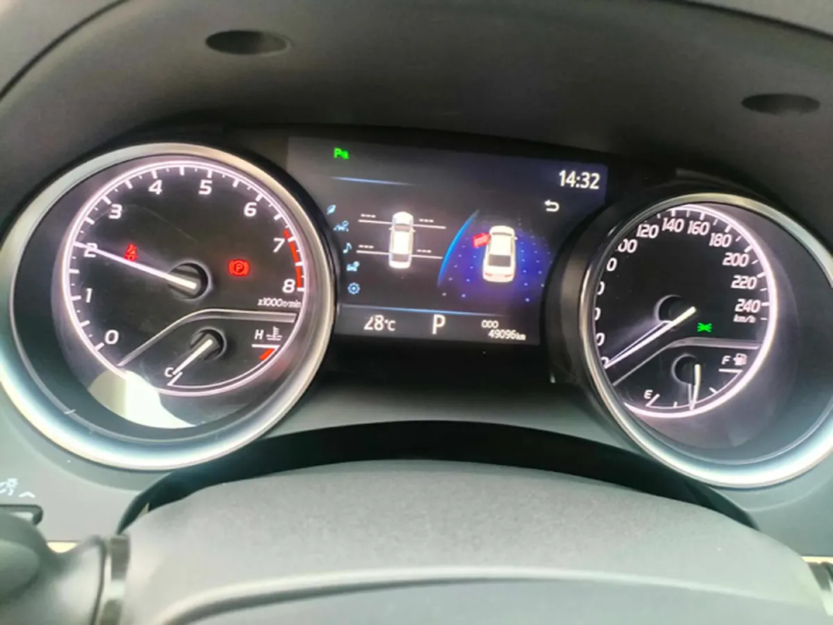 2019 Toyota Camry 2.0L 178HP L4 CVT,autocango,china used car exporter,china ev exporter,chinese used car exporter,chinese used ev exporter