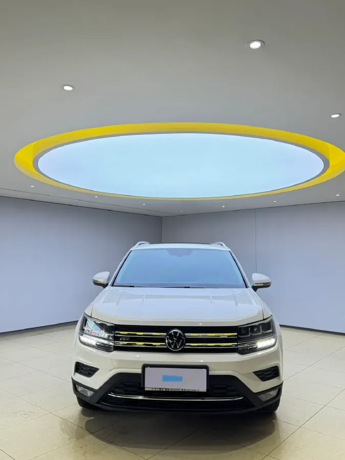 2022 Ford Transit 2.0T 202HP L4 6AT,autocango,china used car exporter,china ev exporter,chinese used car exporter,chinese used ev exporter