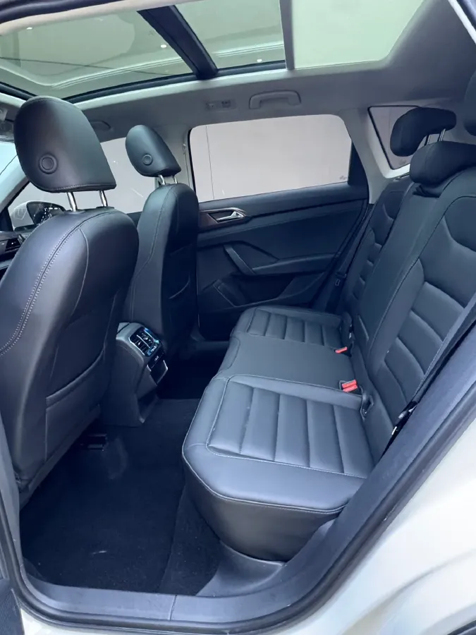 2022 Ford Transit 2.0T 202HP L4 6AT,autocango,china used car exporter,china ev exporter,chinese used car exporter,chinese used ev exporter