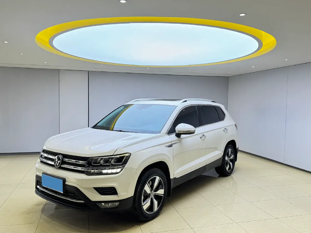 2022 Ford Transit 2.0T 202HP L4 6AT,autocango,china used car exporter,china ev exporter,chinese used car exporter,chinese used ev exporter