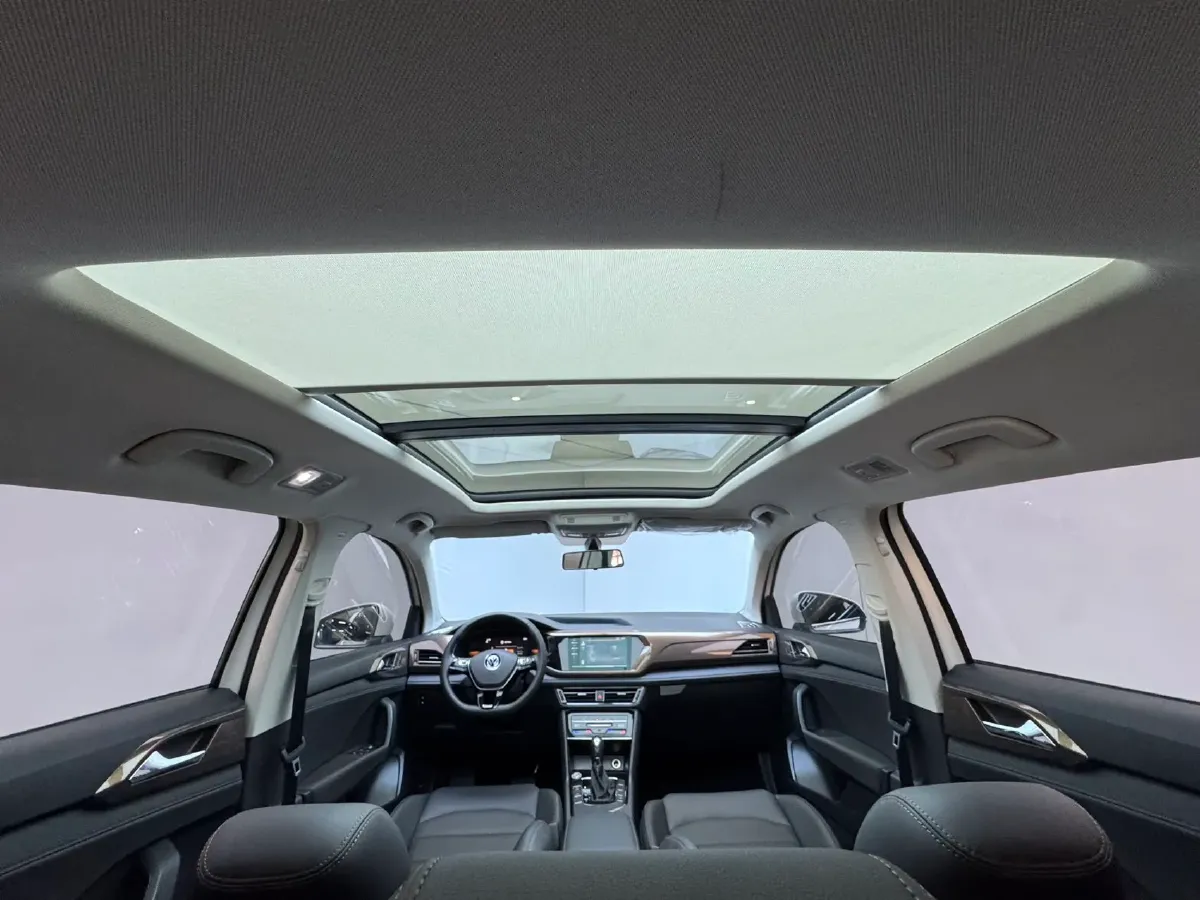 2022 Ford Transit 2.0T 202HP L4 6AT,autocango,china used car exporter,china ev exporter,chinese used car exporter,chinese used ev exporter