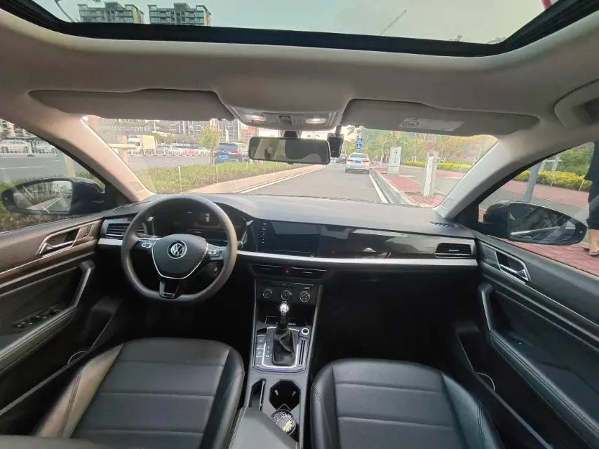 2021 Volkswagen Lavida 1.5L 113HP L4 6AT,autocango,china used car exporter,china ev exporter,chinese used car exporter,chinese used ev exporter