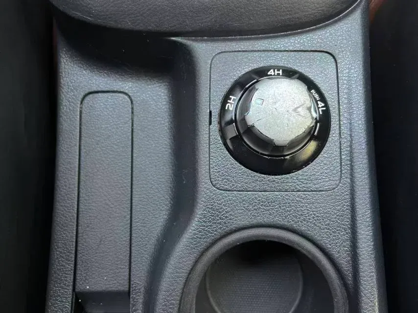 2019 Isuzu LingTuo 2.5T 129HP L4 6MT,autocango,china used car exporter,china ev exporter,chinese used car exporter,chinese used ev exporter