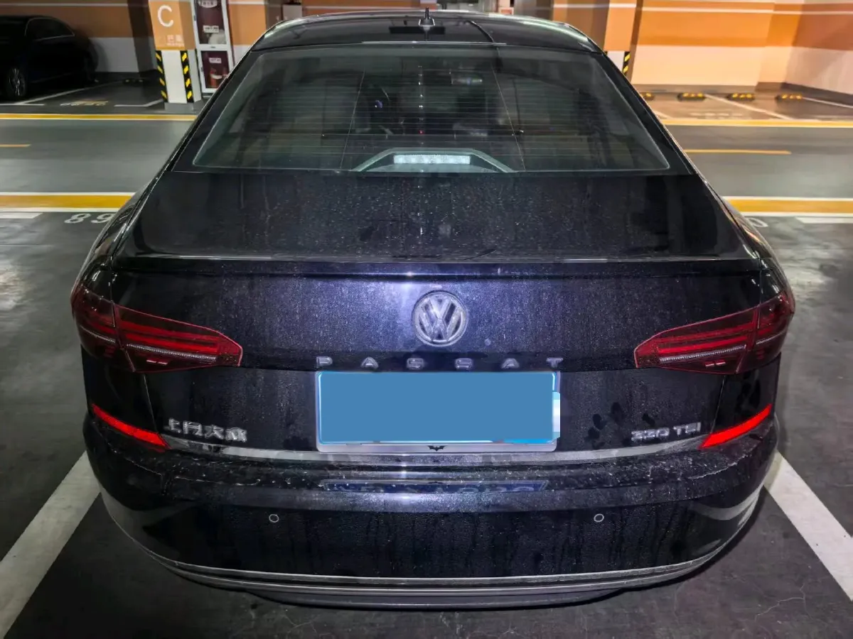 2019 Volvo V40 1.5T 152HP L4 6AT,autocango,china used car exporter,china ev exporter,chinese used car exporter,chinese used ev exporter