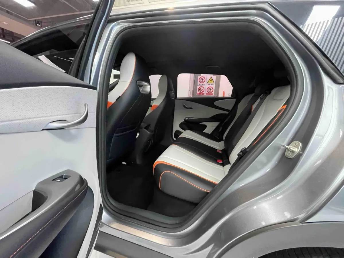 2021 Ford Escort 1.5L 122HP L3 6AT,autocango,china used car exporter,china ev exporter,chinese used car exporter,chinese used ev exporter