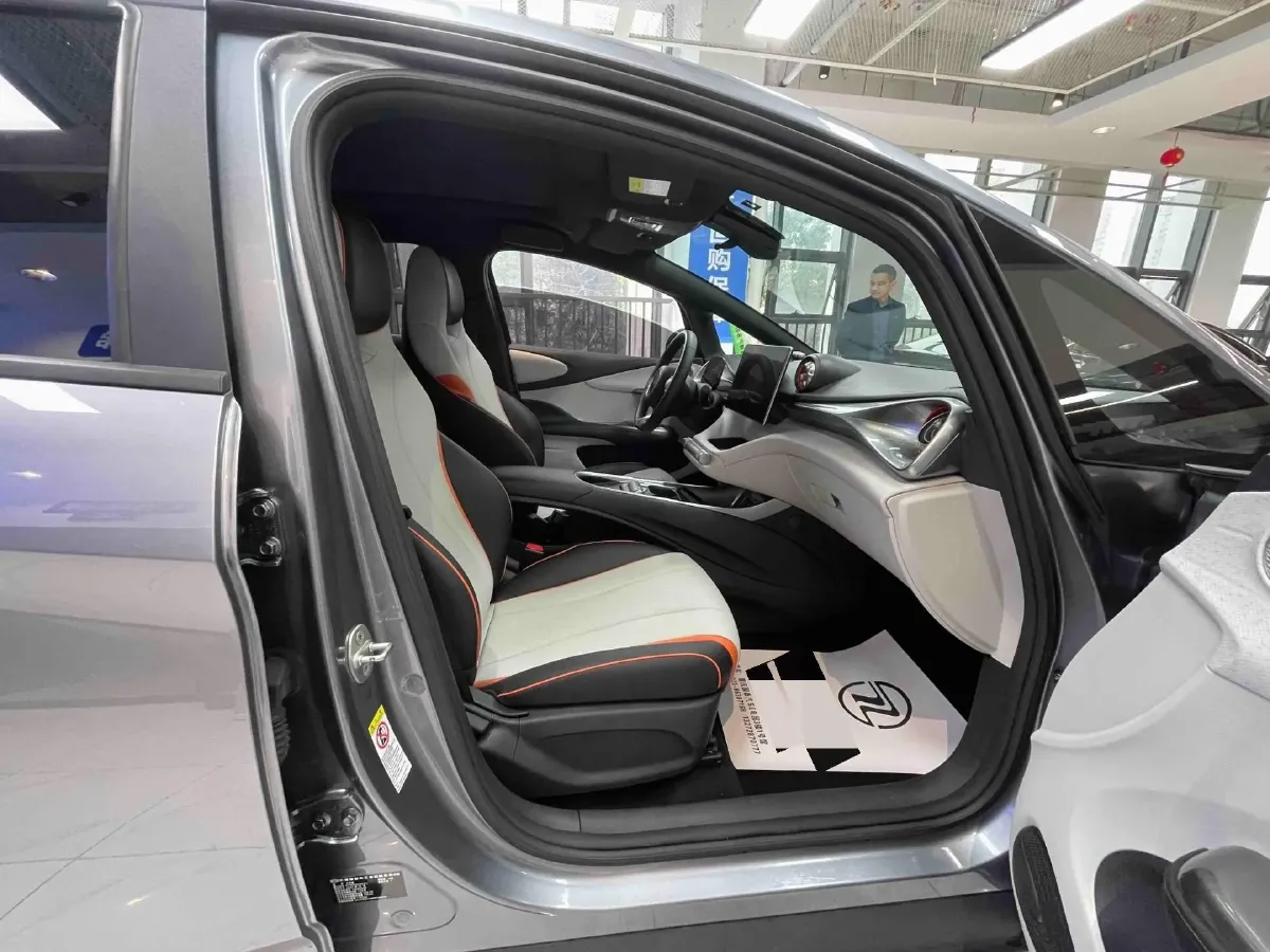 2021 Ford Escort 1.5L 122HP L3 6AT,autocango,china used car exporter,china ev exporter,chinese used car exporter,chinese used ev exporter