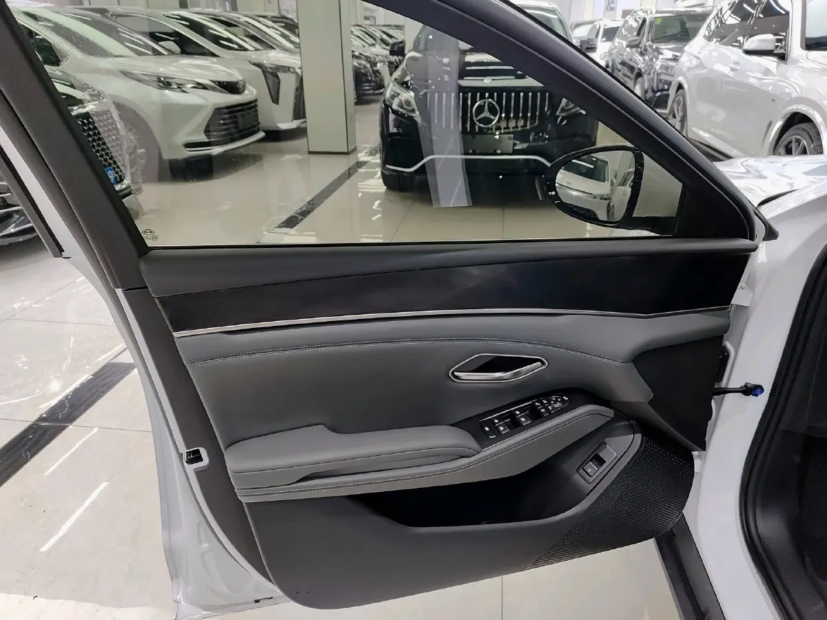 2025 BYD QinL 1.5L 101HP L4 E-CVT PHEV 15.87KWH,autocango,china used car exporter,china ev exporter,chinese used car exporter,chinese used ev exporter