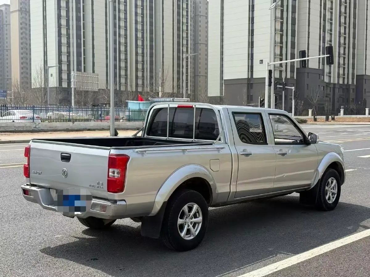 2021 Dongfeng RuiQi 2.4L 158HP L4 5MT,autocango,china used car exporter,china ev exporter,chinese used car exporter,chinese used ev exporter