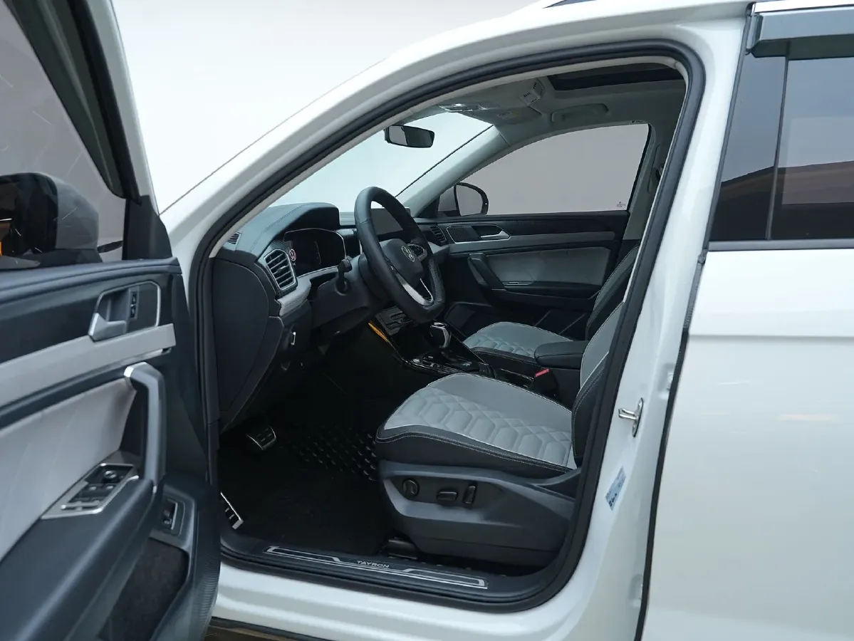 2023 Volkswagen Tayron 1.4T 150HP L4 7DCT,autocango,china used car exporter,china ev exporter,chinese used car exporter,chinese used ev exporter