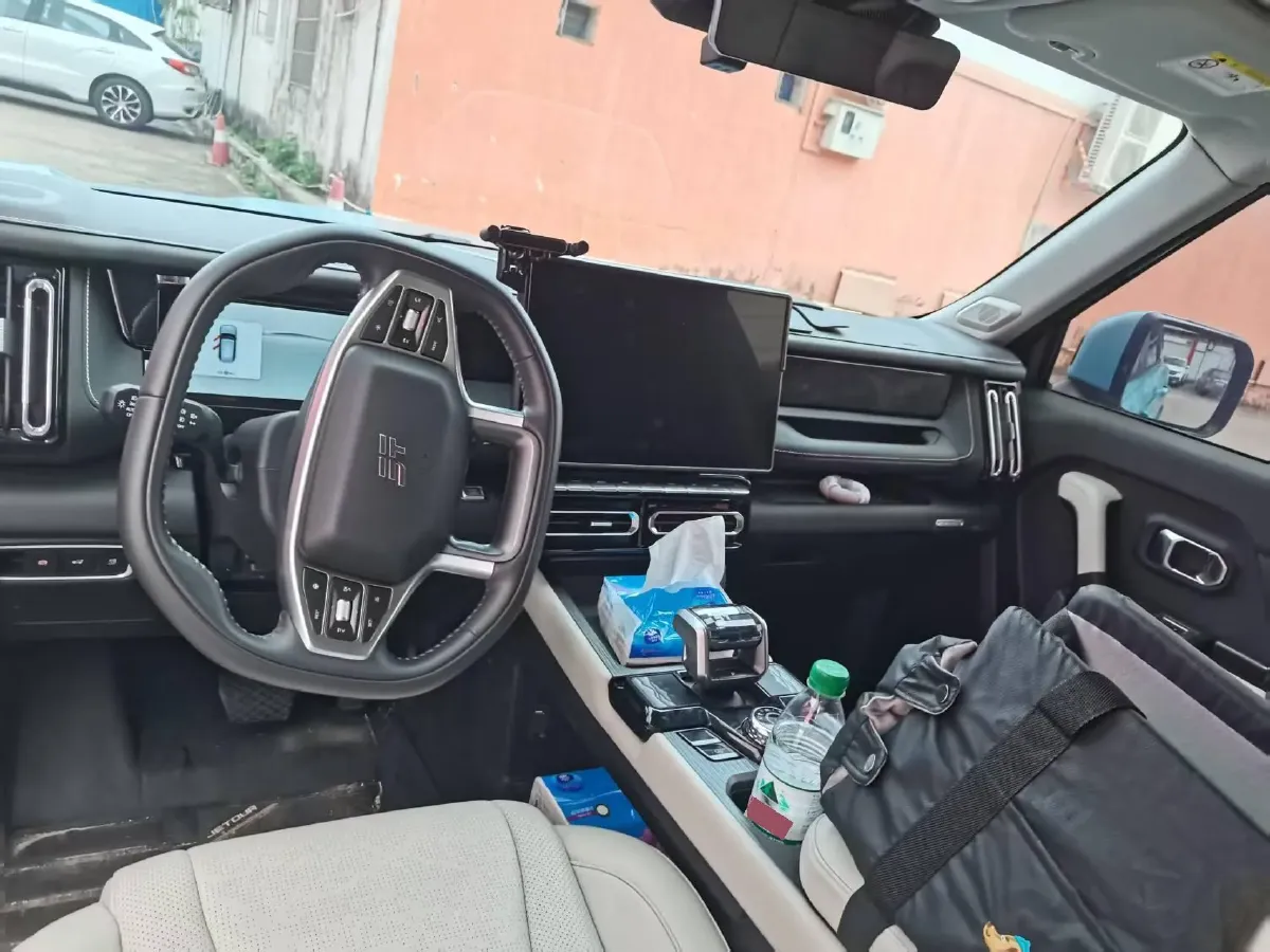 2025 MAXUS XinTu V70 2.0T 150HP L4 9AT,autocango,china used car exporter,china ev exporter,chinese used car exporter,chinese used ev exporter