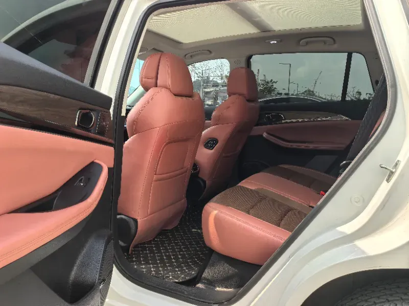 2021 Roewe MARVEL R 2AT BEV 69.9KWH,autocango,china used car exporter,china ev exporter,chinese used car exporter,chinese used ev exporter