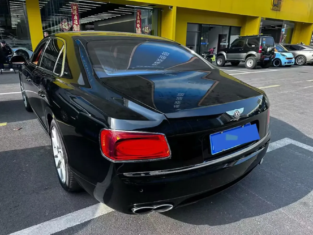 2017 Bentley Flying Spur 4.0T 528HP V8 8AT,autocango,china used car exporter,china ev exporter,chinese used car exporter,chinese used ev exporter