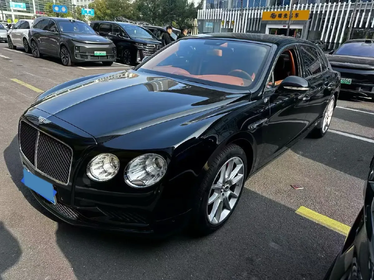2017 Bentley Flying Spur 4.0T 528HP V8 8AT,autocango,china used car exporter,china ev exporter,chinese used car exporter,chinese used ev exporter