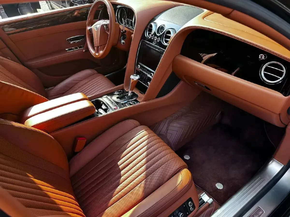 2017 Bentley Flying Spur 4.0T 528HP V8 8AT,autocango,china used car exporter,china ev exporter,chinese used car exporter,chinese used ev exporter