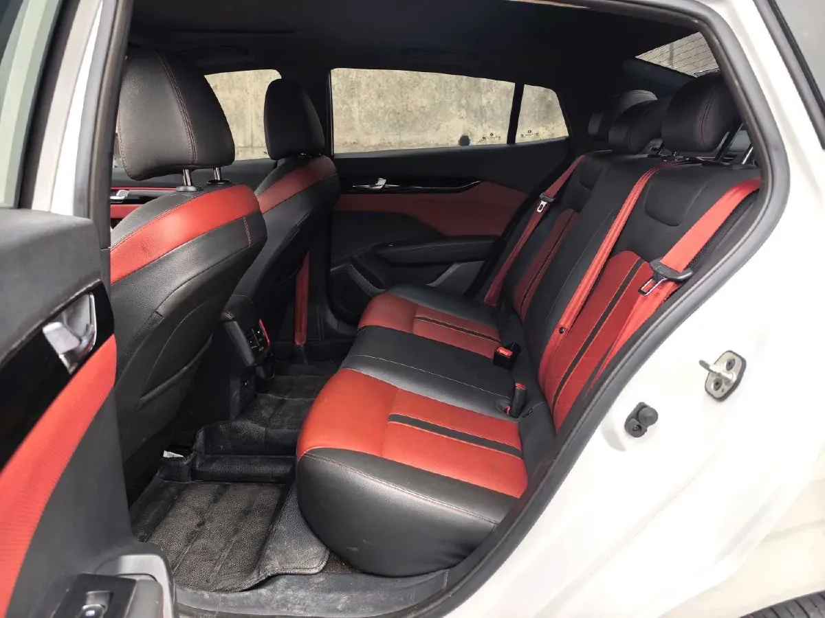 2023 DongFeng Aeolus YiXuan 1.5T 197HP L4 6DCT,autocango,china used car exporter,china ev exporter,chinese used car exporter,chinese used ev exporter